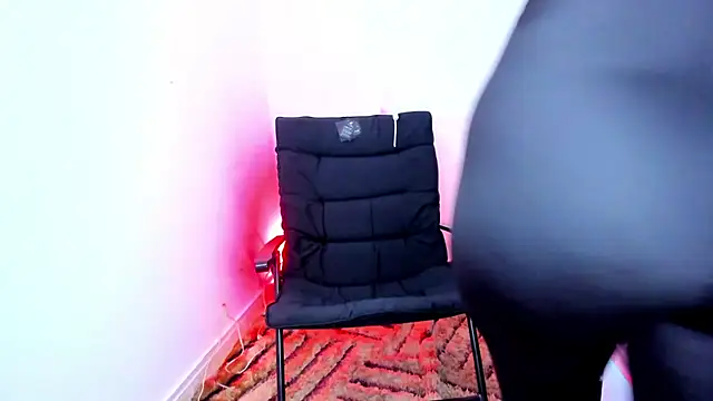 penelopestar 2 online show from October 15, 2025, 3:28 am