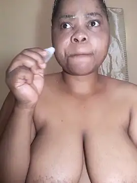 PRINCESSEMELXX93 online show from November 20, 2025, 3:18 am