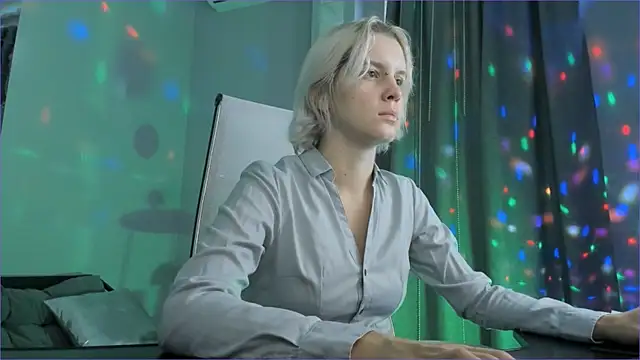 BethanyCloud online show from October 27, 2025, 5:22 am