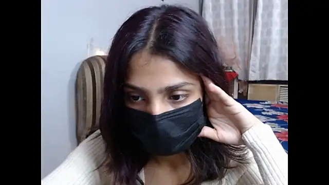  kamyaa09 online show from December 17, 2025, 1:06 pm