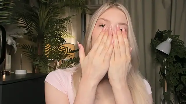 ChinBonnell online show from November 30, 2025, 5:44 am