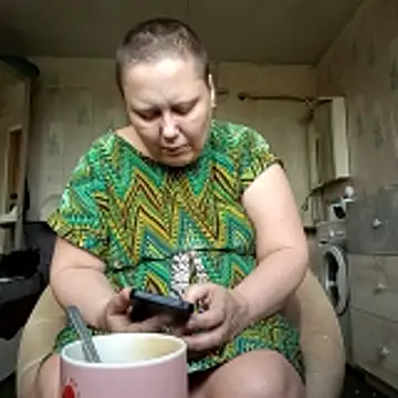 Tupo070481 online show from April 19, 2026, 9:41 am