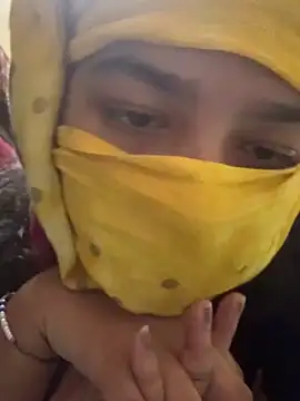 crazy111girl online show from September 18, 2025, 10:50 am