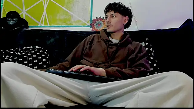 Dioniso guy8 online show from March 10, 2026, 6:57 pm