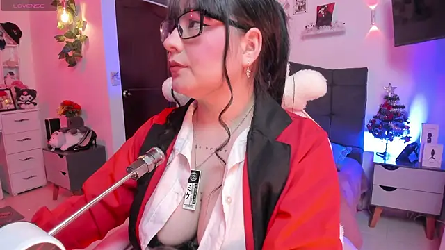 Snapshot of Fia__ chatting on November 6, 2025, 1:39 am Fia online show from November 6, 2025, 1:39 am