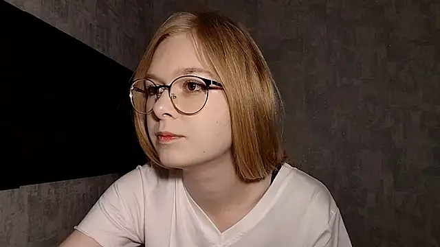 LiaVibes online show from September 20, 2025, 8:04 am