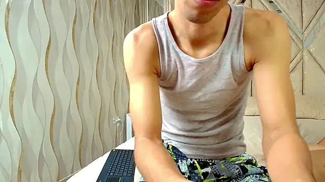 Snapshot of Couplex_xxx chatting on September 20, 2025, 1:28 am Couplex xxx online show from September 20, 2025, 1:28 am