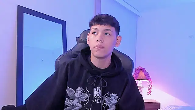 zeus blaze online show from September 15, 2025, 11:54 am