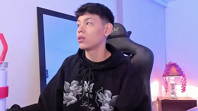 zeus blaze online show from September 16, 2025, 12:06 pm