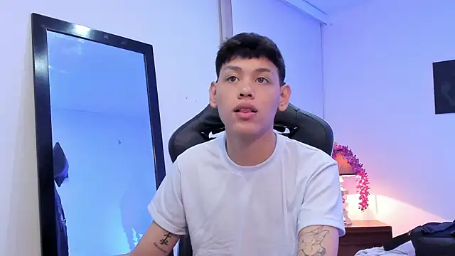 zeus blaze online show from September 18, 2025, 3:36 pm