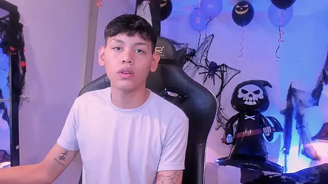 zeus blaze online show from October 18, 2025, 11:44 am