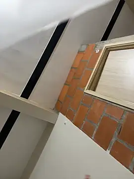 Mia jhoonson online show from November 29, 2025, 12:57 am