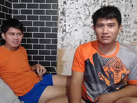 Snapshot of asianmilker24 chatting on February 19, 2026, 11:39 am asianmilker24 online show from February 19, 2026, 11:39 am