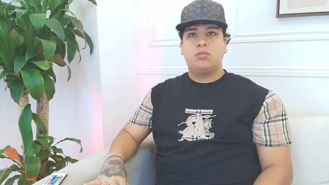 Naim Bennetsex online show from December 22, 2025, 6:27 pm