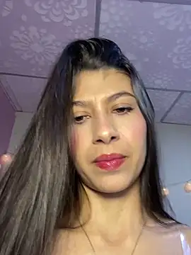 Lenapink19 online show from February 7, 2026, 10:46 pm