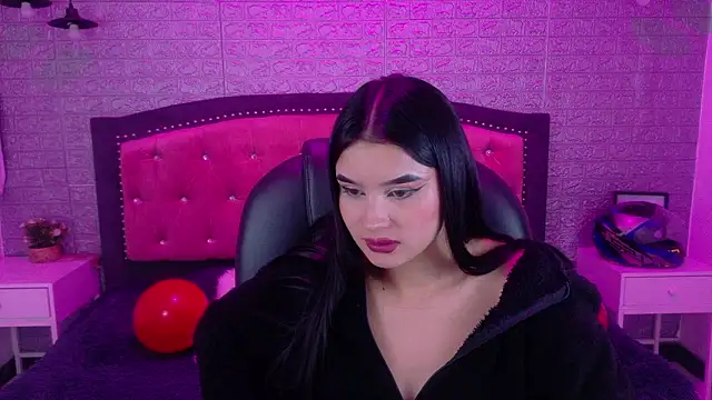 Natalie loffreda online show from February 20, 2026, 6:26 am