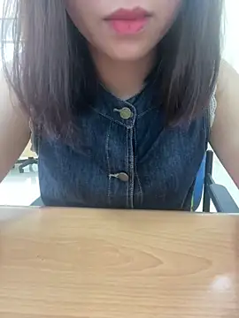 -NhaKy22 online show from April 9, 2026, 1:49 am