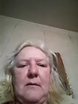 LoveCupid5451 online show from November 17, 2025, 9:37 am