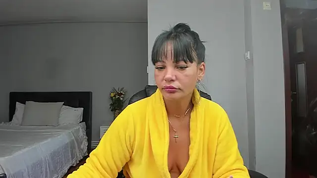 Ella sweety00 online show from October 5, 2025, 5:28 am