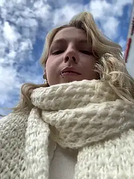 EveLittleSinner online show from September 27, 2025, 8:52 am