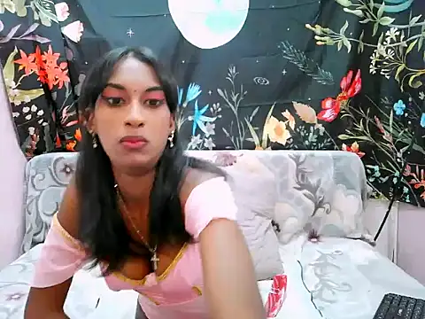 Snapshot of indiansunglaze4u69 chatting on July 7, 2026, 5:17 pm indiansunglaze4u69 online show from July 7, 2026, 5:17 pm