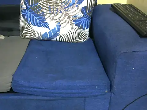 Snapshot of Moningexz123 chatting on September 20, 2025, 3:13 pm Moningexz123 online show from September 20, 2025, 3:13 pm