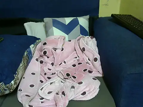 Snapshot of Moningexz123 chatting on September 29, 2025, 5:56 am Moningexz123 online show from September 29, 2025, 5:56 am