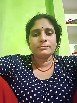 Snapshot of Hot-piuy chatting on September 14, 2025, 3:33 pm Hot-piuy online show from September 14, 2025, 3:33 pm