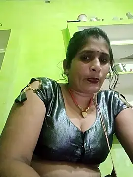 Snapshot of Hot-piuy chatting on September 17, 2025, 9:55 am Hot-piuy online show from September 17, 2025, 9:55 am