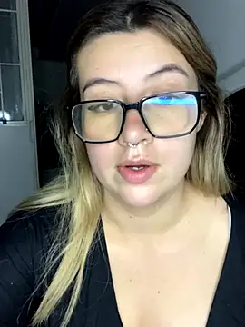 Blair Bunnyy online show from November 14, 2025, 4:44 am