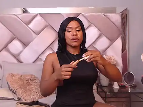 Ashleyroberst online show from October 20, 2025, 8:48 am