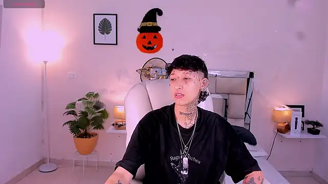 Luci Rose online show from October 30, 2025, 2:46 am