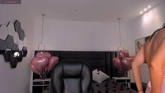 NataliaGaret online show from February 14, 2026, 2:19 am