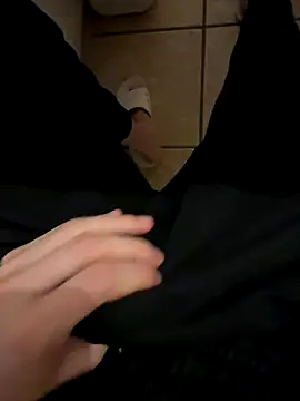 Dicksxd online show from November 5, 2025, 12:32 am