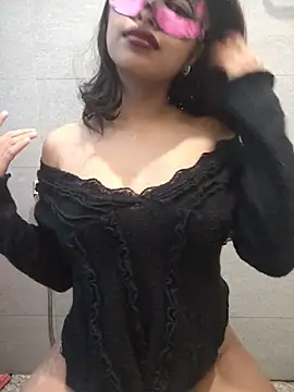 Minu Cam online show from July 13, 2026, 10:29 am