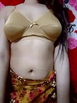 Tanishacutie online show from November 4, 2025, 3:11 pm