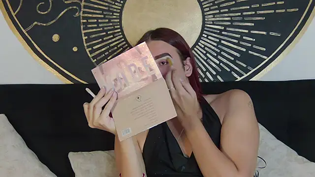 Maylu Fox online show from September 8, 2025, 2:38 pm