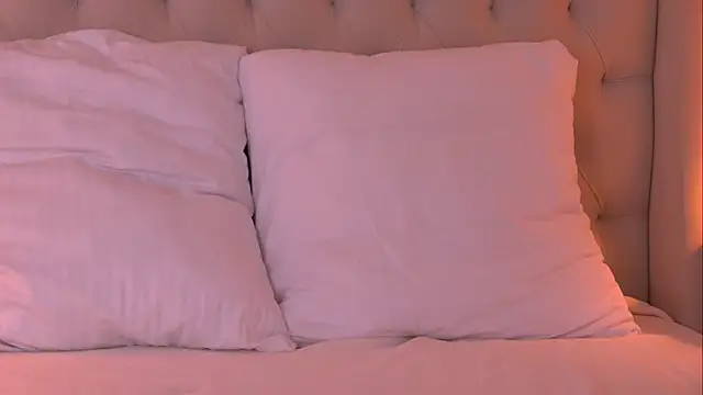 Snapshot of AshleyEvance chatting on March 23, 2026, 6:39 am AshleyEvance online show from March 23, 2026, 6:39 am