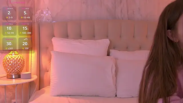 Snapshot of AshleyEvance chatting on April 11, 2026, 6:07 am AshleyEvance online show from April 11, 2026, 6:07 am