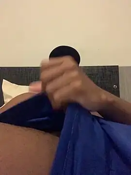 edualqxo online show from November 9, 2025, 10:41 pm