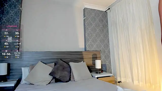 MiilaBlake online show from October 8, 2025, 8:06 pm