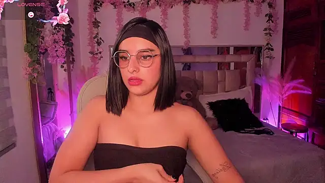 paulha miller online show from October 10, 2025, 12:04 pm