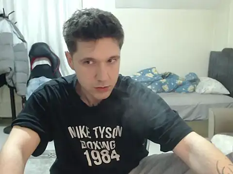 2handsomemann online show from February 28, 2026, 10:00 pm