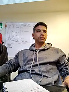 Juann-cock online show from October 6, 2025, 4:37 pm