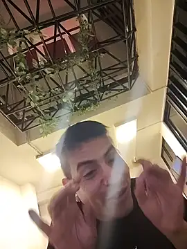 Juann-cock online show from April 16, 2026, 5:08 am