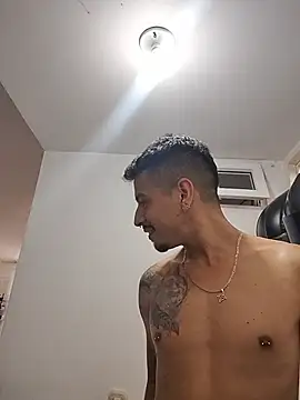 Juann-cock online show from June 29, 2026, 3:23 pm