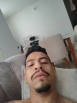 Juann-cock online show from July 3, 2026, 6:47 pm