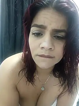 Snapshot of Scarleett_Lux chatting on September 24, 2025, 10:02 pm Scarleett Lux online show from September 24, 2025, 10:02 pm