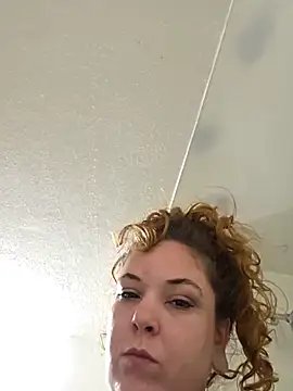 LacyLaurent online show from May 31, 2026, 10:33 am