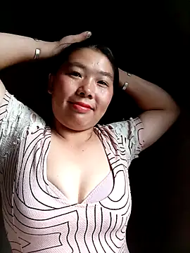 quynhkoolbae online show from September 22, 2025, 1:40 am